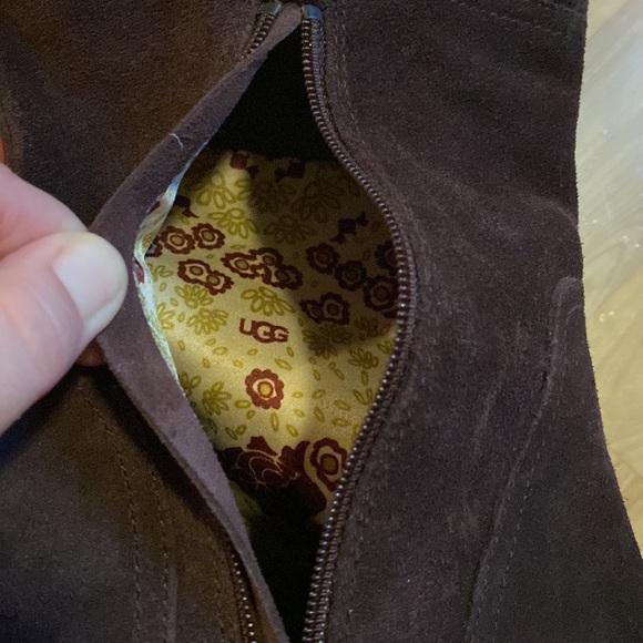 Like New UGG leather suede wooden heel boots, Women’s sized 9 - Picture 7 of 8